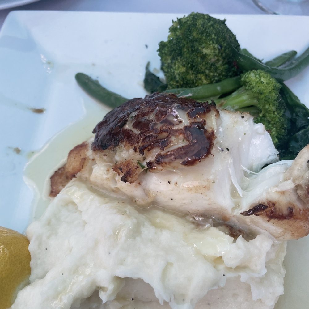 75 Main - Halibut - New American Near Me - Southampton, New York 75 Main - Halibut - New American Near Me - Southampton, New York