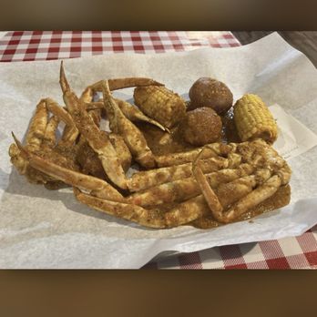 Lowcountry South Loop - Cajun/Creole Near Me - Chicago, Illinois