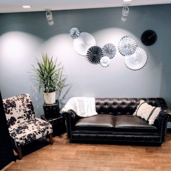 BB DeCheine - Waiting area Part 2 - Men's Hair Salons Near Me - Hellertown, Pennsylvania