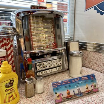 American Dream Diner - Diners Near Me - Geneva, GE