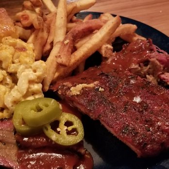 Dinosaur Bar-B-Que - Tres ninos platter - Barbeque Near Me - Syracuse, New York