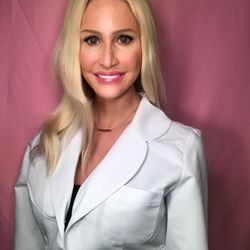Kiss Aesthetics - Angie Simpson, RN, FAC 
Aesthetics Cosmetic Injector