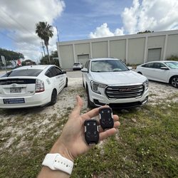 772 Car Keys & Lockmsith