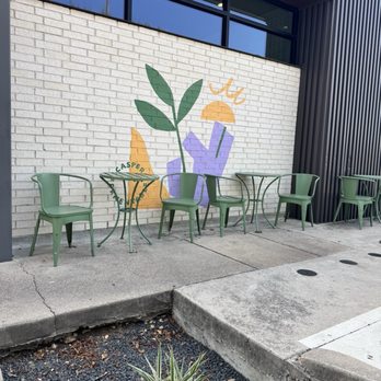 Casper Fermentables - Cute outside mural on the building - Kombucha Near Me - Sunset Valley, Texas
