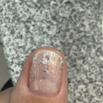 Le's Nail Studio - Polish was lumpy and not fully dried, this was 3 hrs after I left. - Nail Salons Near Me - Kaneohe, Hawaii