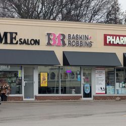 Baskin Robbins - Storefront