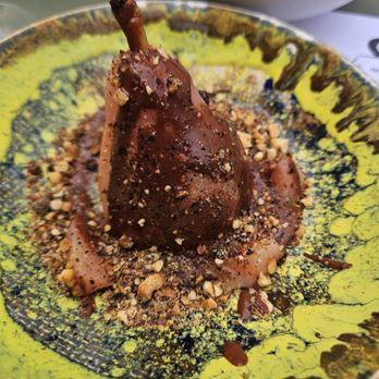 Le maison fort - Dessert. Lear with chocolate. - Bars Near Me - Auxerre, 89 Le maison fort - Dessert. Lear with chocolate. - Bars Near Me - Auxerre, 89