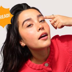 Benefit Cosmetics BrowBar - Let's get thready! Do away with strays and shape your brows with gentle yet ultra-precise brow threading.