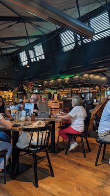Altes Mädchen Ratsherrn Braugasthaus Hamburg by null