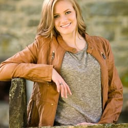 Frank Mitman Photographer - Outdoor portrait for a high school senior in the fall.