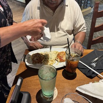 Olive Garden Italian Restaurant - Tour of Italy - Italian Near Me - Hampton, Virginia