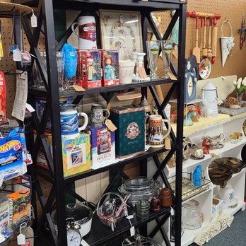 St Clair Antique Mall - Booth 188 - Antiques Near Me - Fairview Heights, Illinois St Clair Antique Mall - Booth 188 - Antiques Near Me - Fairview Heights, Illinois