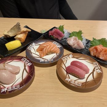 Waka Sakura - Conveyor Belt Sushi Near Me - Gardena, California