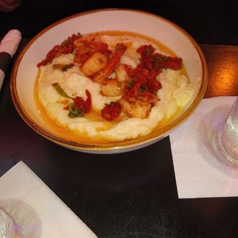333 Lounge - Grits & Shrimp - Lounges Near Me - Brooklyn, New York