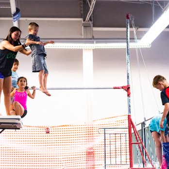 CNY Gym Centre - ShoppingTown - Gyms Near Me - Syracuse, New York