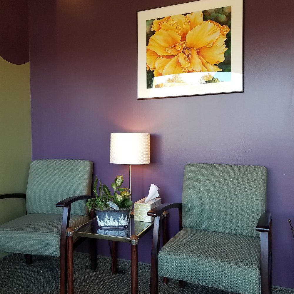 180° Chiropractic - Waiting area - Chiropractors Near Me - Beaverton, Oregon 180° Chiropractic - Waiting area - Chiropractors Near Me - Beaverton, Oregon