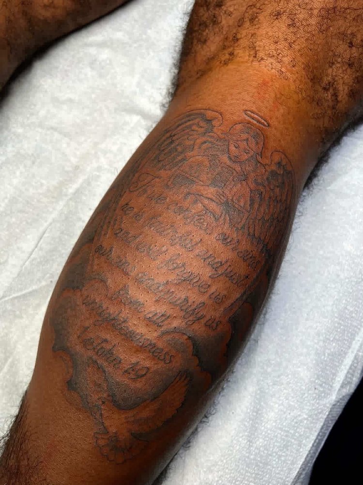 Legacy Tattoo Chicago Logo