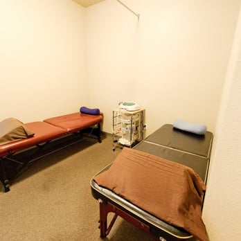 Valley Chiropractic - Treatment Room 4 - Electrical Stimulation - Chiropractors Near Me - Mountain House, California Valley Chiropractic - Treatment Room 4 - Electrical Stimulation - Chiropractors Near Me - Mountain House, California