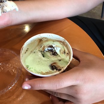 Cold Stone Creamery - Ice Cream & Frozen Yogurt Near Me - Eagan, Minnesota