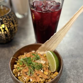 Descanso Restaurant - Elote and agua fresca - Mexican Near Me - Los Angeles, California Descanso Restaurant - Elote and agua fresca - Mexican Near Me - Los Angeles, California