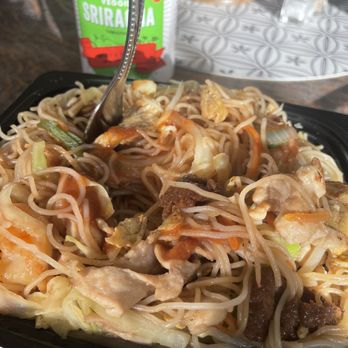 Hong Kong Cafe - Rice Noodle with Beef - Chinese Near Me - Denver, Colorado Hong Kong Cafe - Rice Noodle with Beef - Chinese Near Me - Denver, Colorado