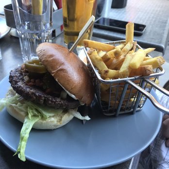 Rosie McGee's - Mexican burger - Dance Clubs Near Me - København V, 84 Rosie McGee's - Mexican burger - Dance Clubs Near Me - København V, 84
