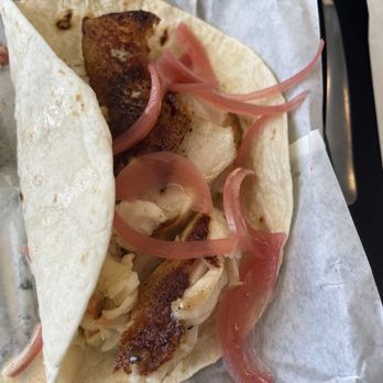Off the Hook - Fish tacos - Seafood Near Me - Pascagoula, Mississippi