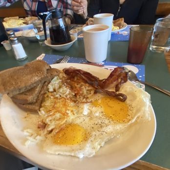 North Pole Restaurant - North Pole breakfast special - New American Near Me - Newport, Minnesota