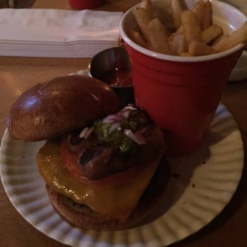 Woodie's Flat - Ballpark Burger - New American Near Me - Chicago, Illinois