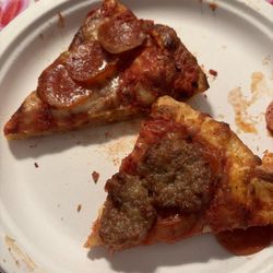 Mama Julianne's Strongsville - Disappointed / Absolutely GROSS