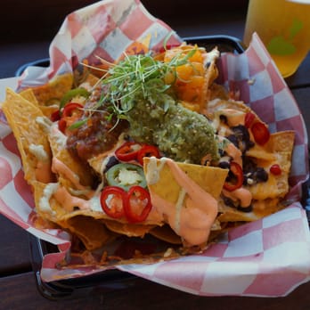 Yellow Kittens - Nachos - Pubs Near Me - Block Island, Rhode Island Yellow Kittens - Nachos - Pubs Near Me - Block Island, Rhode Island