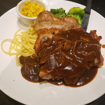 Dickens Restaurant - Chicken steak with onion sauce - Steakhouses Near Me - Markham, Ontario