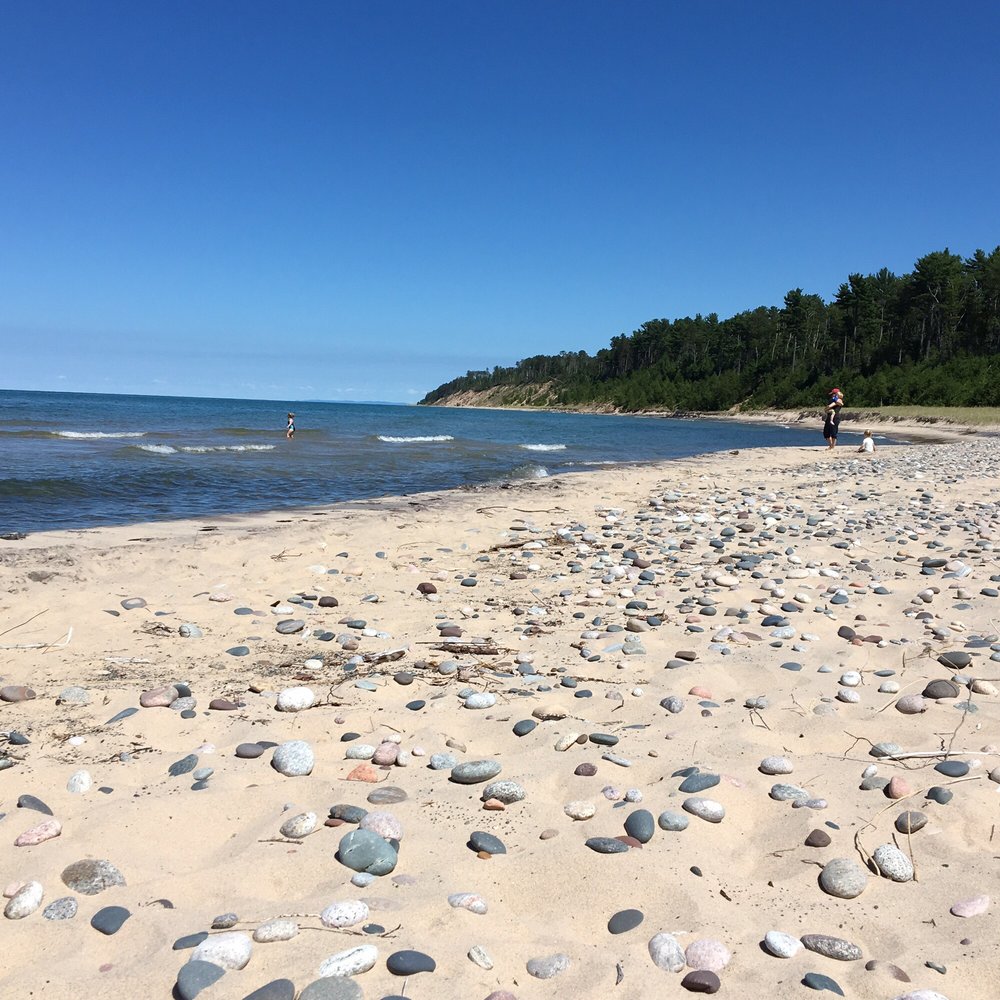 DELLES RESORT Updated October 2024 Newberry, Michigan Hotels