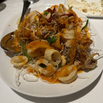 Eddie V's Prime Seafood - Deliciously super crispy Calamari appetizer - Seafood Near Me - El Segundo, California Eddie V's Prime Seafood - Deliciously super crispy Calamari appetizer - Seafood Near Me - El Segundo, California
