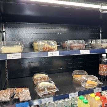 D'Amato's Seafood - Seafood Markets Near Me - New Haven, Connecticut
