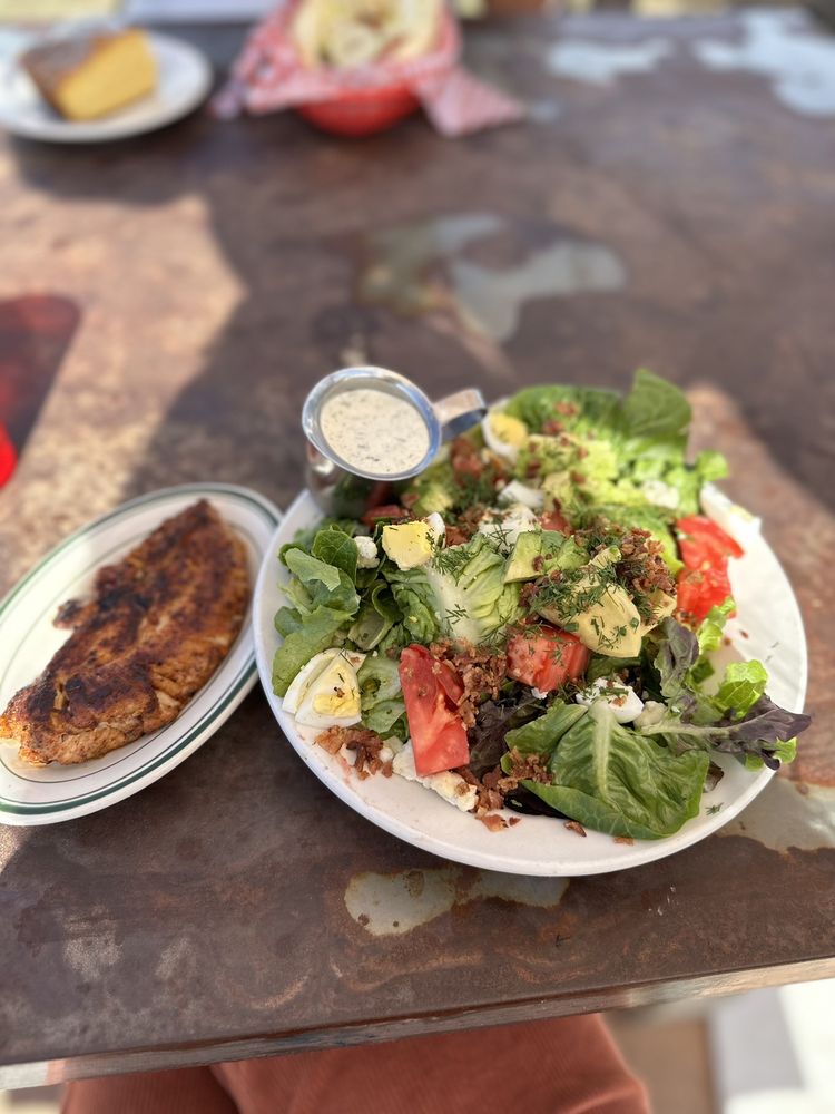Lou's Luncheonette