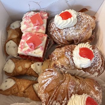 SORRENTO BAKERY - Updated November 2024 - 319 Photos &amp; 261 Reviews - 36 ...