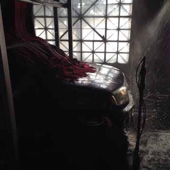 Pasadena Car Wash - My SUV going through....$20.99 for the silver wash. - Car Wash Near Me - Pasadena, California Pasadena Car Wash - My SUV going through....$20.99 for the silver wash. - Car Wash Near Me - Pasadena, California