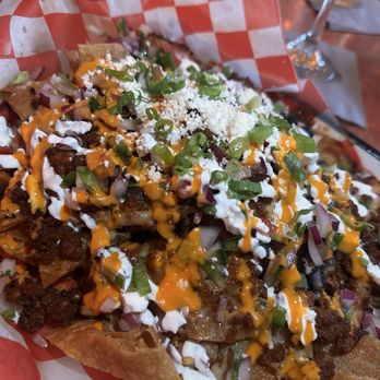 Bandit - Nachos with chorizo - American Near Me - Chicago, Illinois
