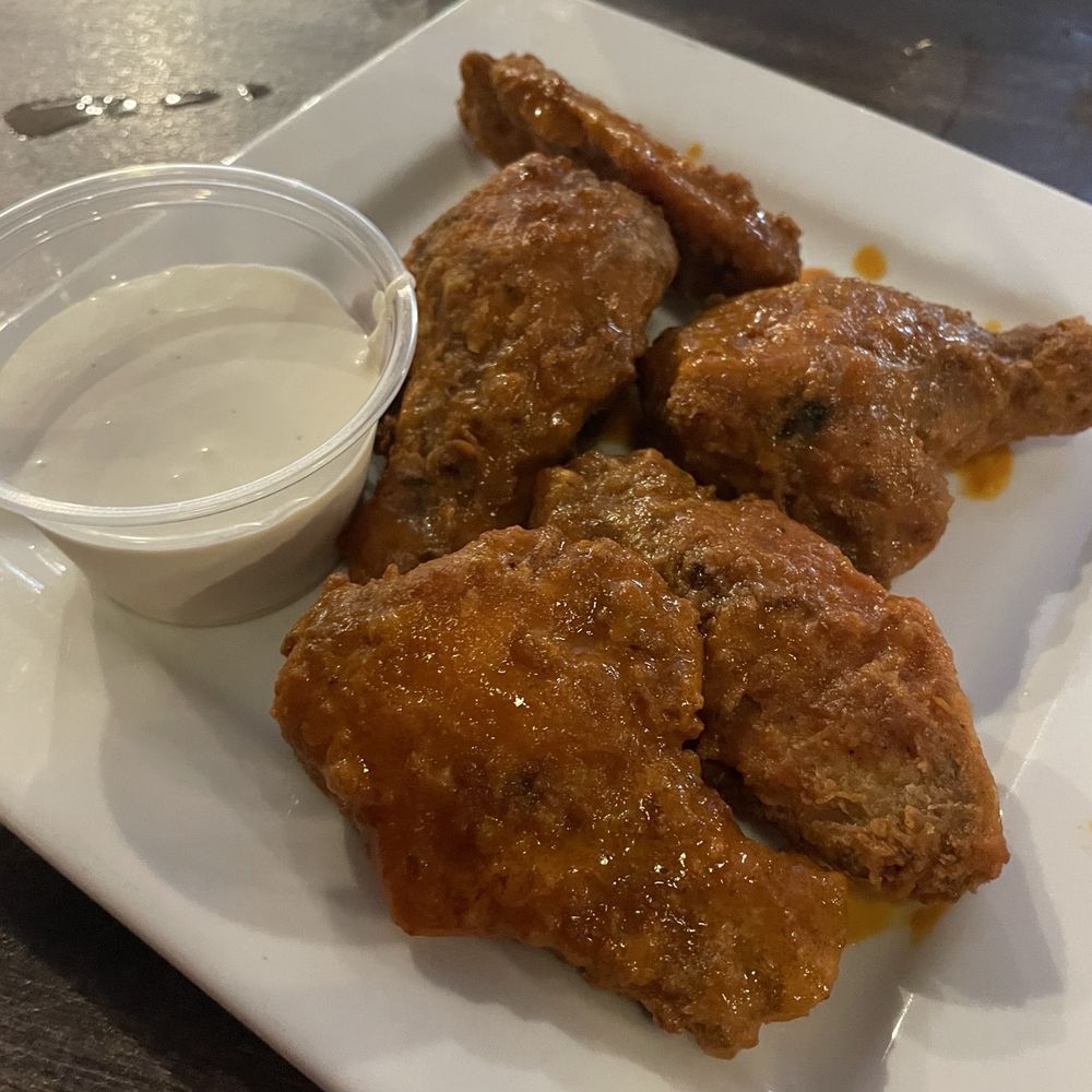 Local Pie - Bluffton - Wings - Pizza Near Me - Bluffton, South Carolina Local Pie - Bluffton - Wings - Pizza Near Me - Bluffton, South Carolina
