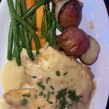 Bottagra - Chicken Francese - Italian Near Me - Hawthorne, New Jersey Bottagra - Chicken Francese - Italian Near Me - Hawthorne, New Jersey