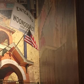 Applebee's Grill + Bar - Applebee's of Woonsocket -- 1855 Diamond Hill Road / Route 114, Woonsocket                Interior - Sports Bars Near Me - Woonsocket, Rhode Island