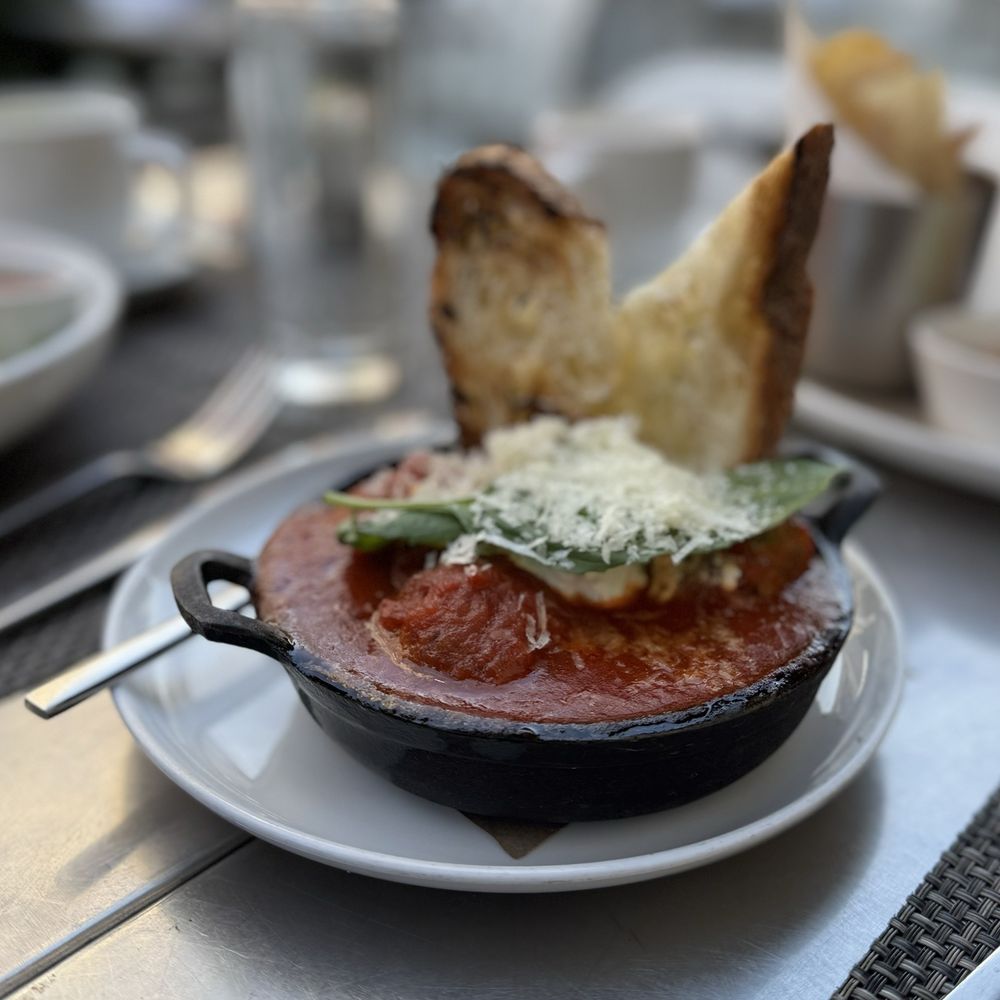Cafeteria In Manhattan Tyler Florence