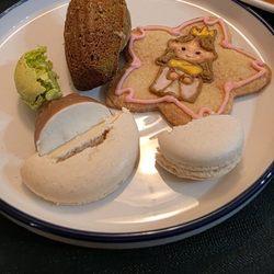 Reinette Cafe & Patisserie