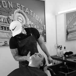 Stan's Downtown Barbers - Champa