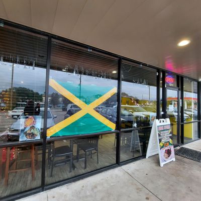 Bourbon Sizzler Bar & Grill by null