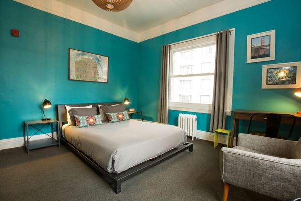 HI San Francisco Downtown Hostel by null
