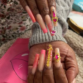 Devo Nails - Full Set - Nail Technicians Near Me Devo Nails - Full Set - Nail Technicians Near Me