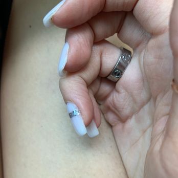 Beyond Nails - Beware !!! Dont go!!!! - Nail Salons Near Me - Sunny Isles Beach, Florida