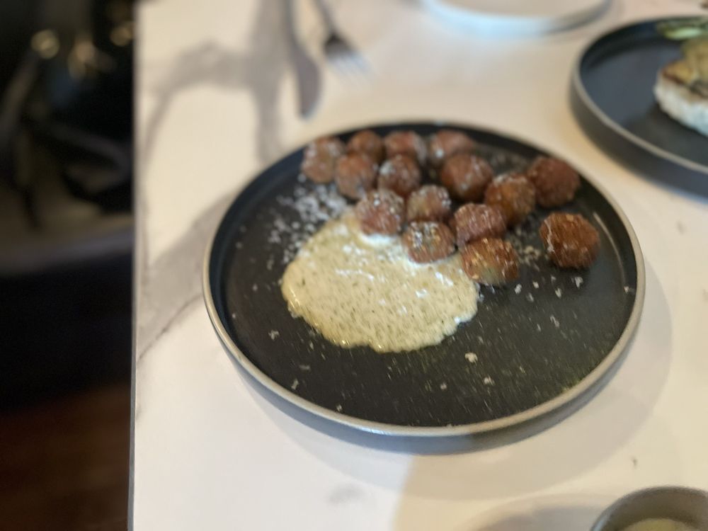 Social spots from Dana's